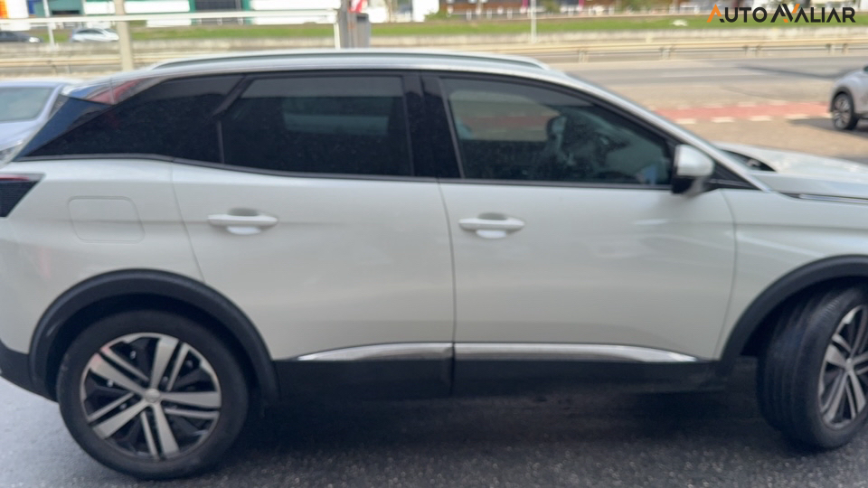 PEUGEOT 3008 1.6 GRIFFE THP 16V GASOLINA 4P AUTOMATICO
