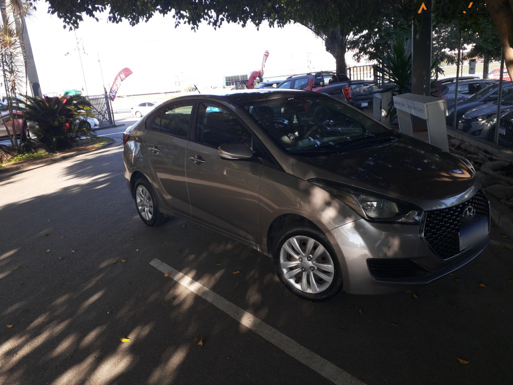 HYUNDAI HB20S 1.0 COMFORT PLUS 12V FLEX 4P MANUAL