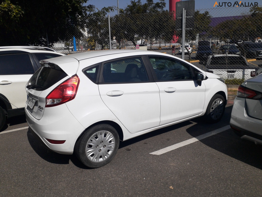 FORD FIESTA 1.5 S HATCH 16V FLEX 4P MANUAL