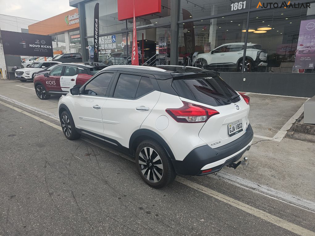 NISSAN KICKS 1.6 16V FLEXSTART SL 4P XTRONIC