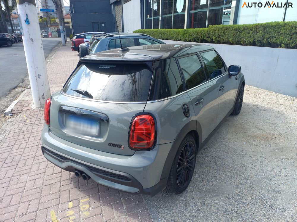 MINI COOPER 2.0 S 16V TURBO GASOLINA 4P AUTOMATICO