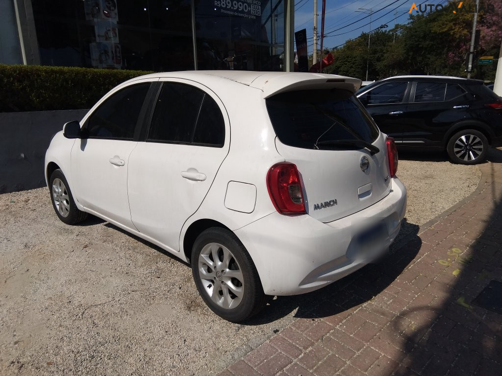 NISSAN MARCH 1.6 SV 16V FLEX 4P MANUAL