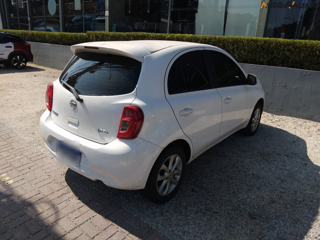 NISSAN MARCH 1.6 SV 16V FLEX 4P MANUAL