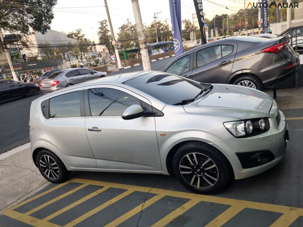 CHEVROLET SONIC 1.6 LTZ 16V FLEX 4P AUTOMATICO