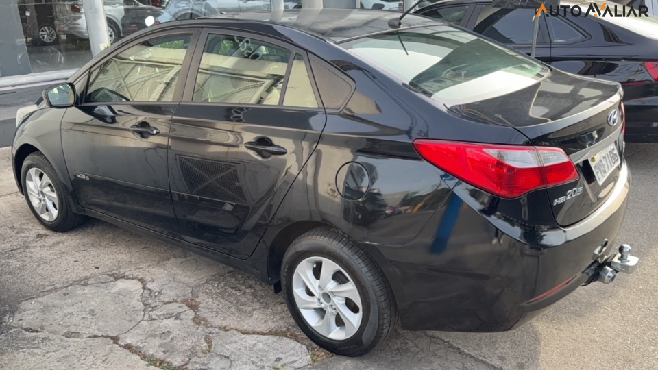 HYUNDAI HB20S 1.6 COMFORT PLUS 16V FLEX 4P AUTOMATICO