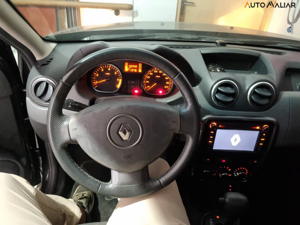 RENAULT DUSTER 2.0 DYNAMIQUE 4X2 16V FLEX 4P AUTOMATICO