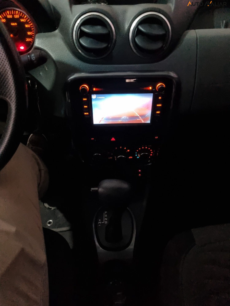 RENAULT DUSTER 2.0 DYNAMIQUE 4X2 16V FLEX 4P AUTOMATICO