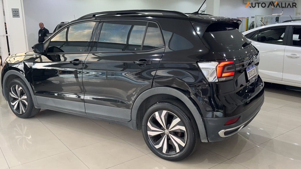 VOLKSWAGEN T-CROSS 1.0 200 TSI TOTAL FLEX COMFORTLINE AUTOMÁTICO