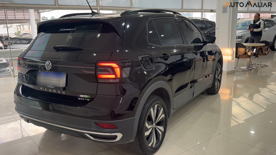 VOLKSWAGEN T-CROSS 1.0 200 TSI TOTAL FLEX COMFORTLINE AUTOMÁTICO