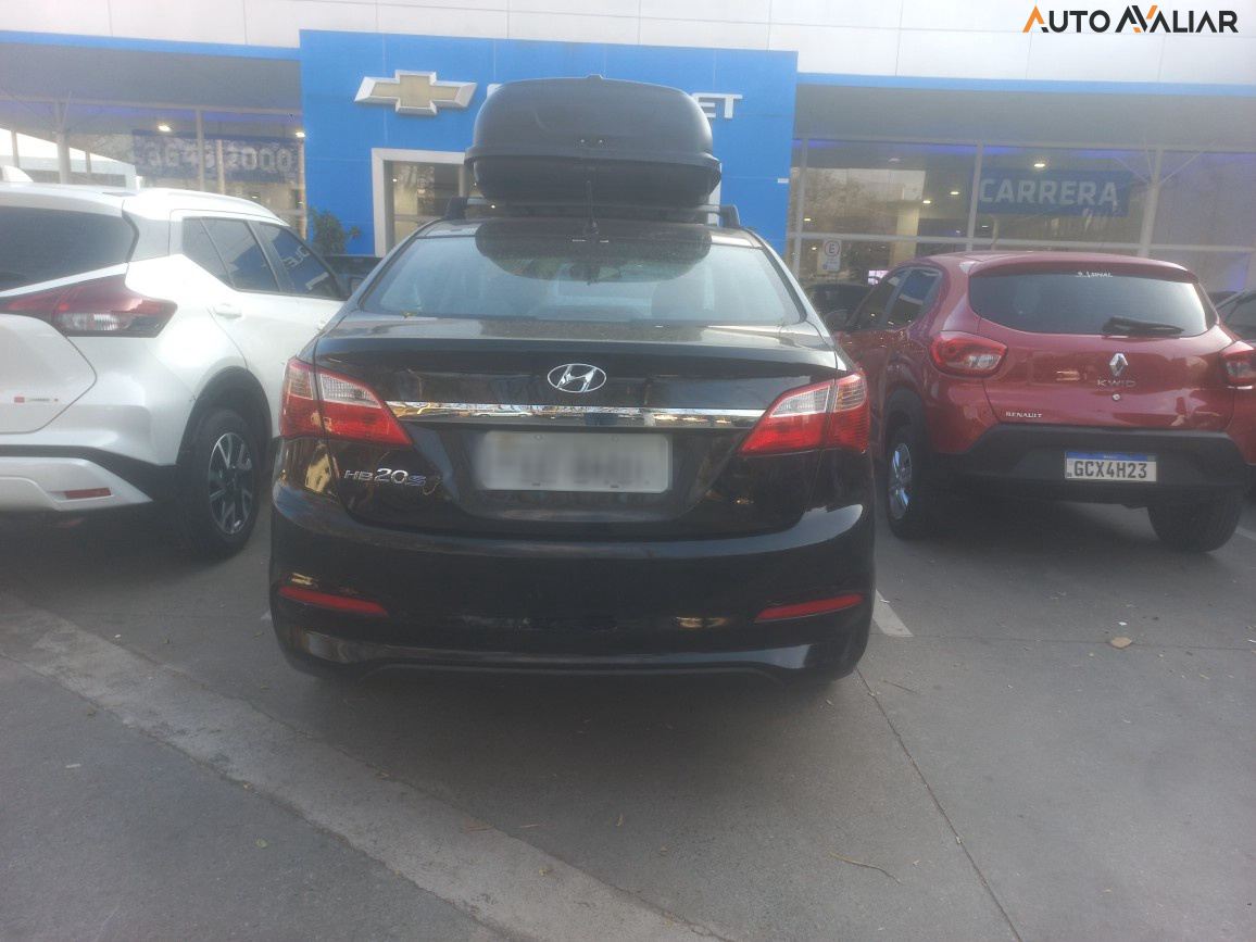 HYUNDAI HB20S 1.0 COMFORT PLUS 12V FLEX 4P MANUAL