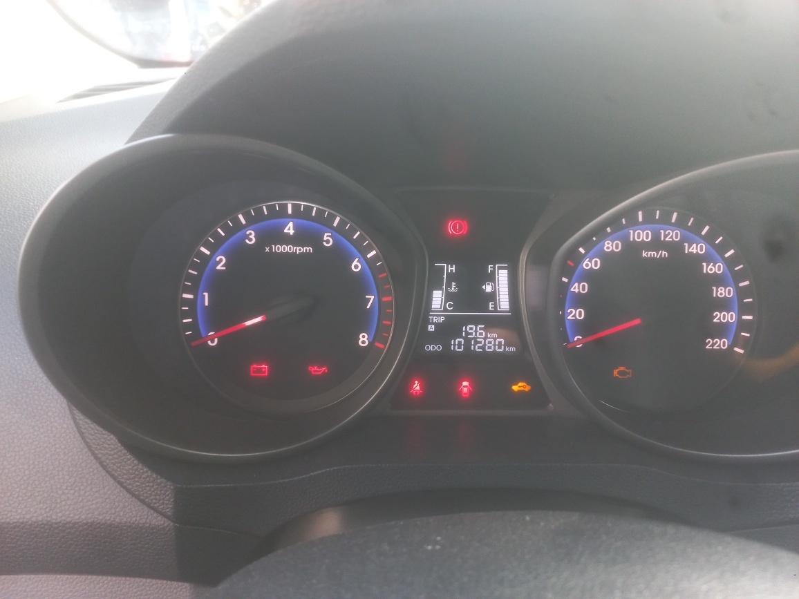 HYUNDAI HB20S 1.0 COMFORT PLUS 12V FLEX 4P MANUAL