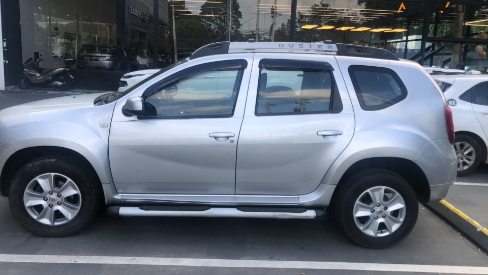 RENAULT DUSTER 2.0 DYNAMIQUE 4X2 16V FLEX 4P AUTOMATICO