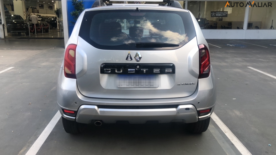 RENAULT DUSTER 2.0 DYNAMIQUE 4X2 16V FLEX 4P AUTOMATICO