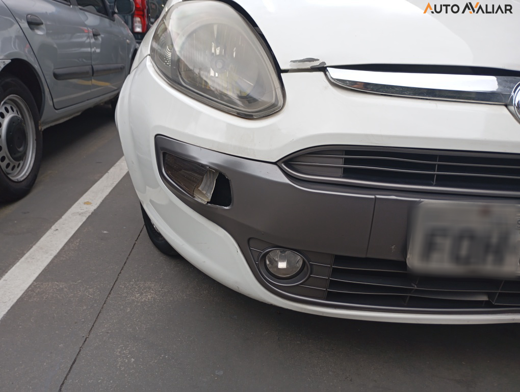 FIAT PUNTO 1.6 ESSENCE 16V FLEX 4P AUTOMATIZADO
