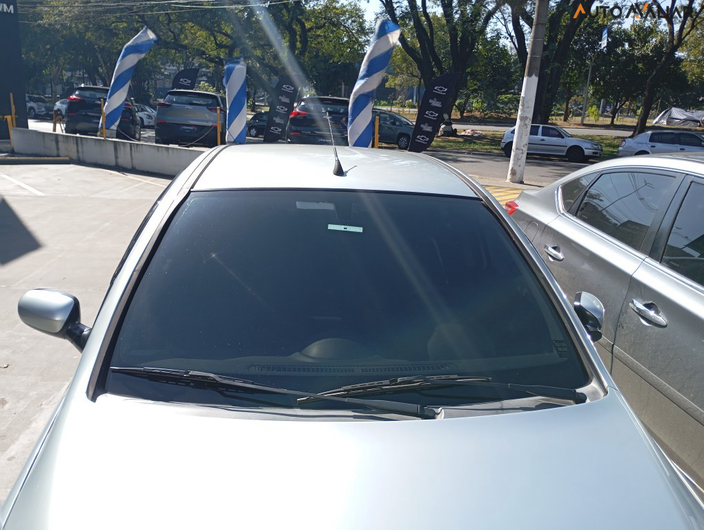 CHEVROLET CORSA 1.4 MPFI PREMIUM SEDAN 8V FLEX 4P MANUAL