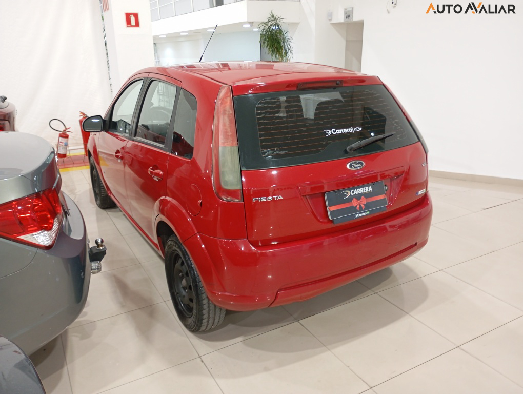 FORD FIESTA 1.6 ROCAM HATCH 8V FLEX 4P MANUAL
