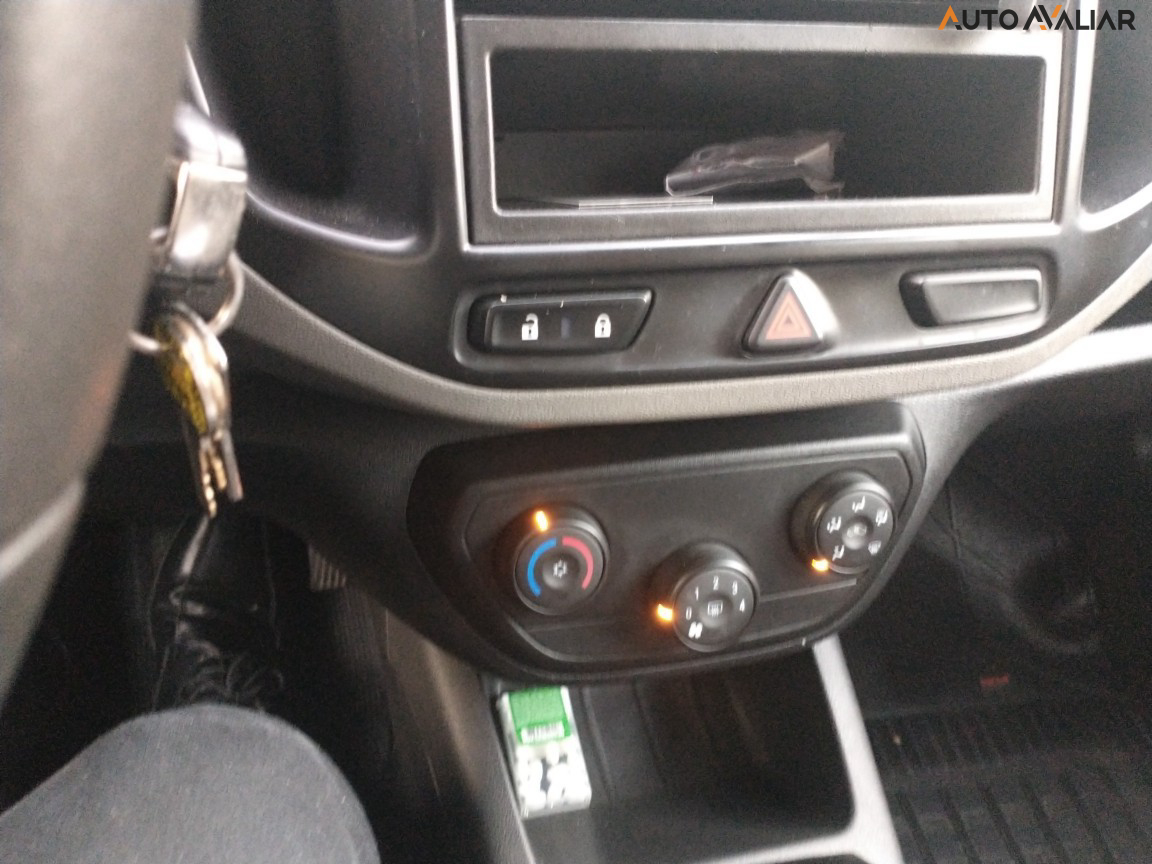 CHEVROLET SPIN 1.8 LS 8V FLEX 4P MANUAL