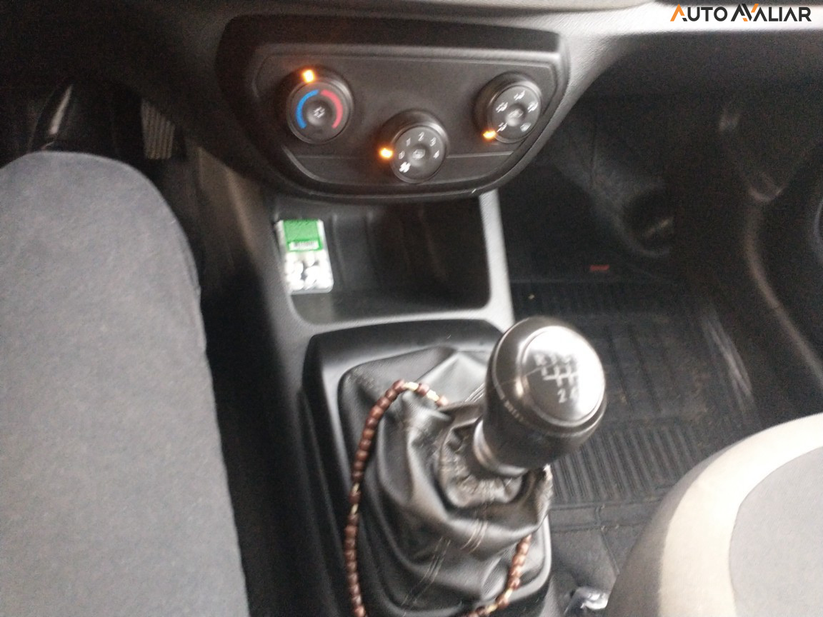 CHEVROLET SPIN 1.8 LS 8V FLEX 4P MANUAL