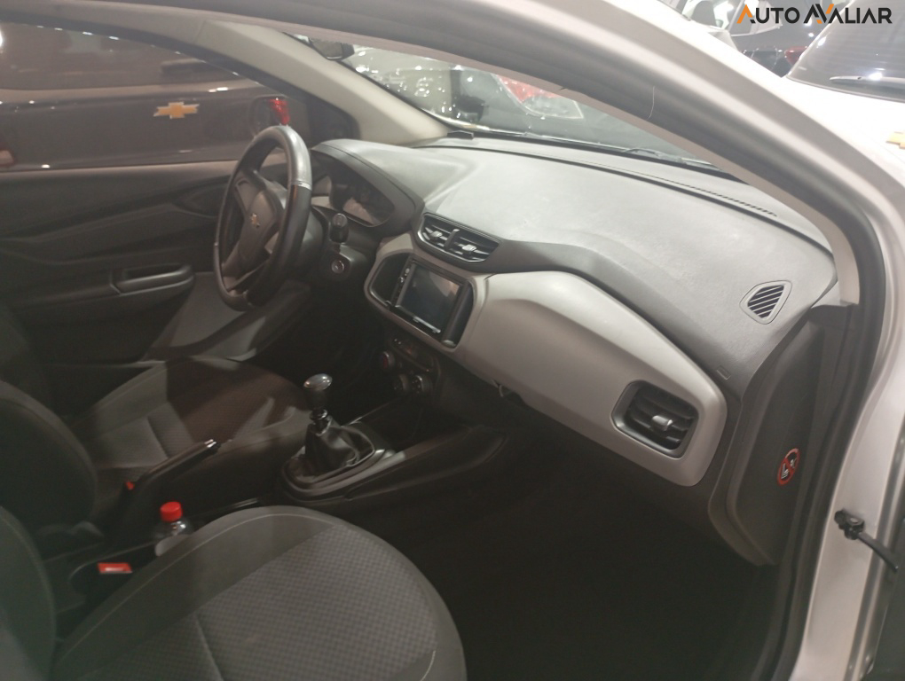 CHEVROLET ONIX 1.0 MPFI JOY 8V FLEX 4P MANUAL