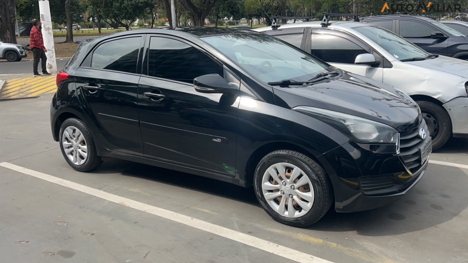 HYUNDAI HB20 1.6 COMFORT PLUS 16V FLEX 4P AUTOMATICO