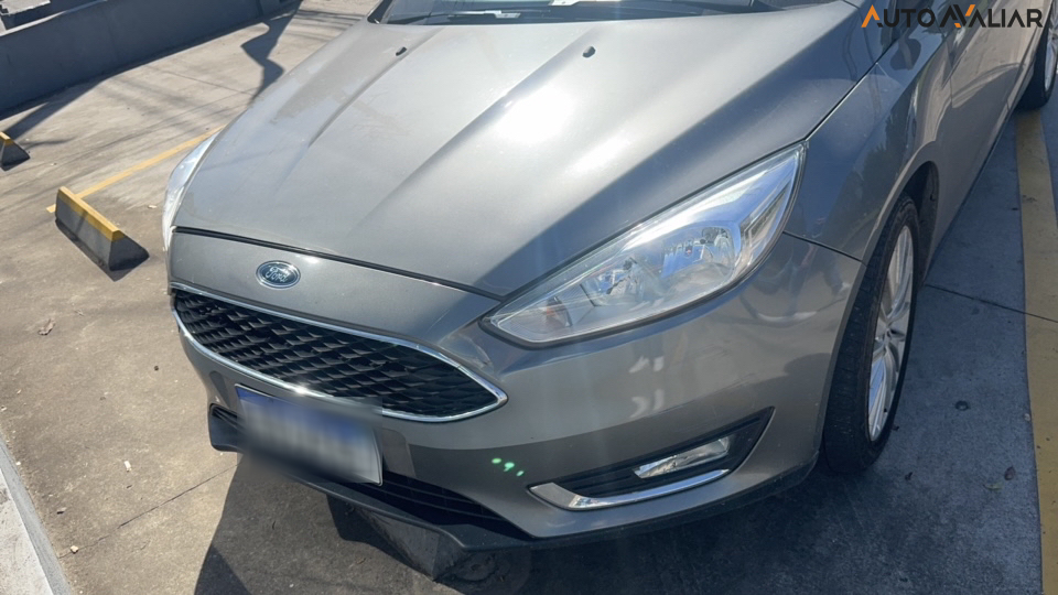 FORD FOCUS 2.0 SE FASTBACK 16V FLEX 4P POWERSHIFT