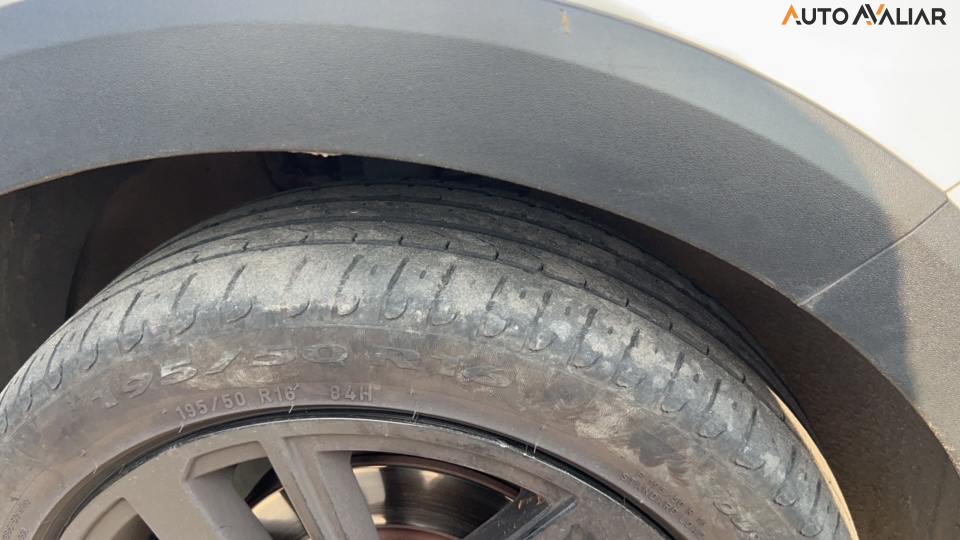 VOLKSWAGEN FOX 1.6 MSI PEPPER 16V FLEX 4P MANUAL