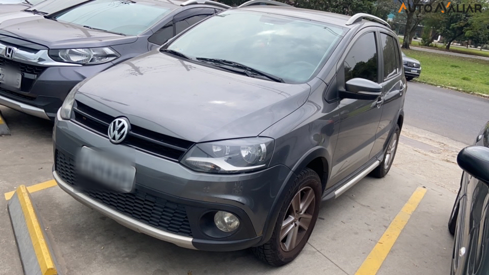 VOLKSWAGEN CROSSFOX 1.6 MI FLEX 8V 4P MANUAL