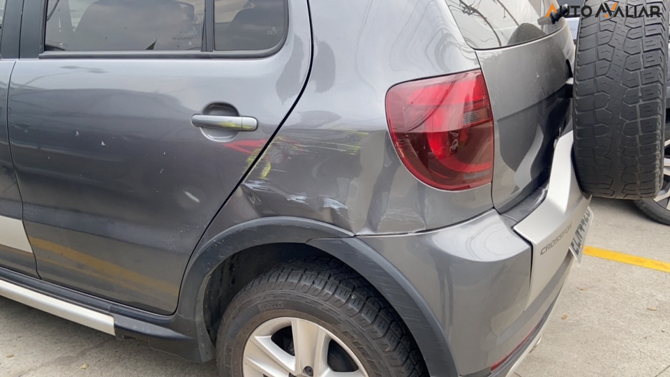 VOLKSWAGEN CROSSFOX 1.6 MI FLEX 8V 4P MANUAL