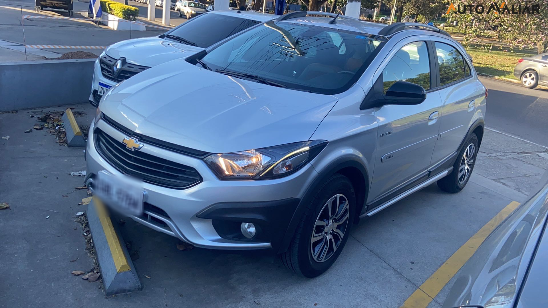 CHEVROLET ONIX 1.4 MPFI ACTIV 8V FLEX 4P AUTOMATICO