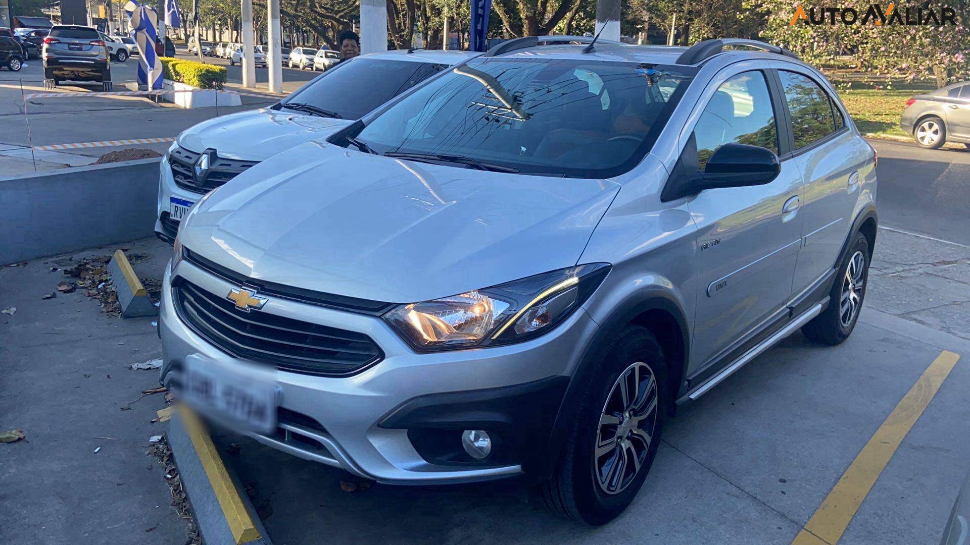 CHEVROLET ONIX 1.4 MPFI ACTIV 8V FLEX 4P AUTOMATICO