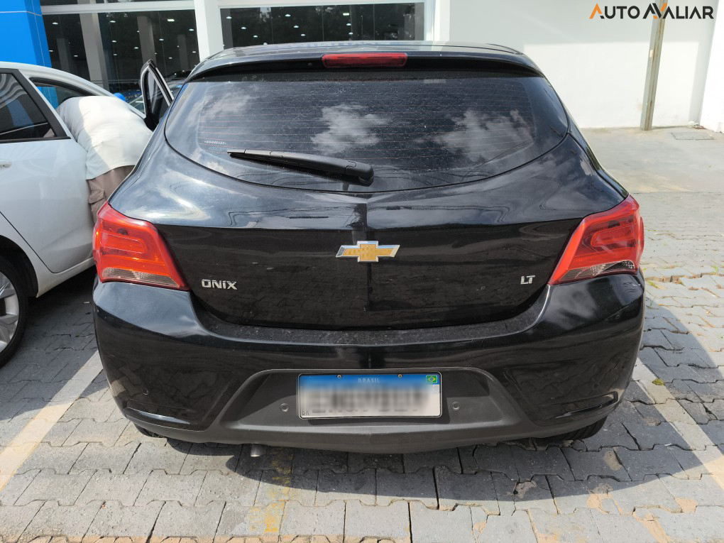 CHEVROLET ONIX 1.4 MPFI LT 8V FLEX 4P MANUAL