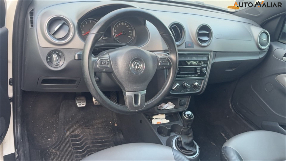 VOLKSWAGEN SAVEIRO 1.6 CROSS CD 16V FLEX 2P MANUAL