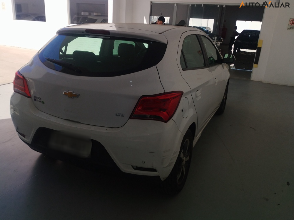 CHEVROLET ONIX 1.4 MPFI LTZ 8V FLEX 4P MANUAL