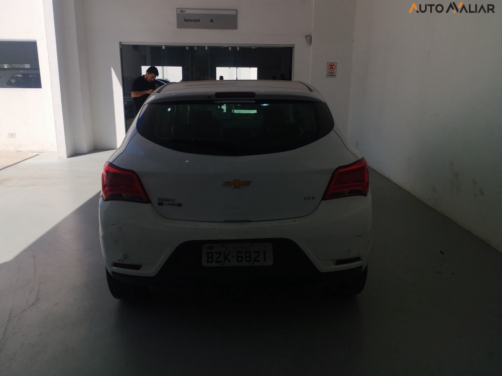 CHEVROLET ONIX 1.4 MPFI LTZ 8V FLEX 4P MANUAL