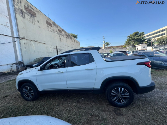 FIAT TORO 2.0 16V TURBO DIESEL FREEDOM 4WD AT9