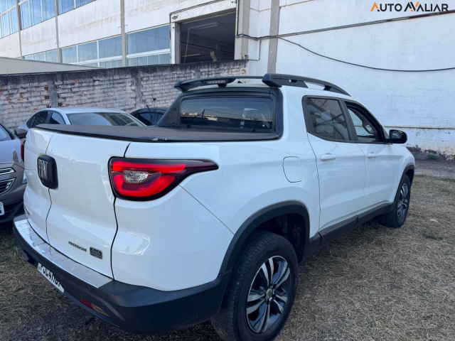 FIAT TORO 2.0 16V TURBO DIESEL FREEDOM 4WD AT9