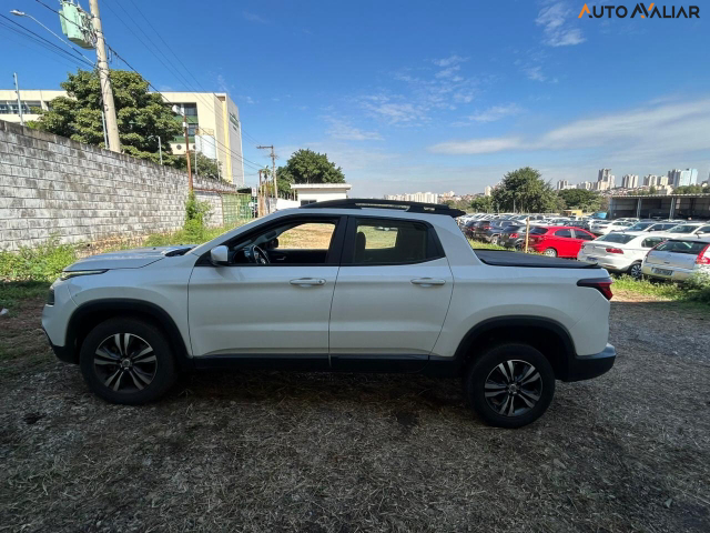 FIAT TORO 2.0 16V TURBO DIESEL FREEDOM 4WD AT9