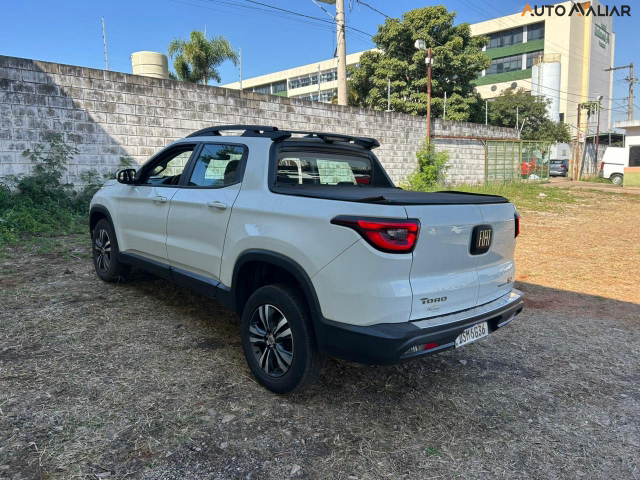 FIAT TORO 2.0 16V TURBO DIESEL FREEDOM 4WD AT9