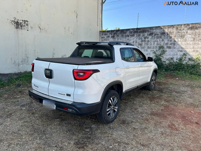 FIAT TORO 2.0 16V TURBO DIESEL FREEDOM 4WD AT9