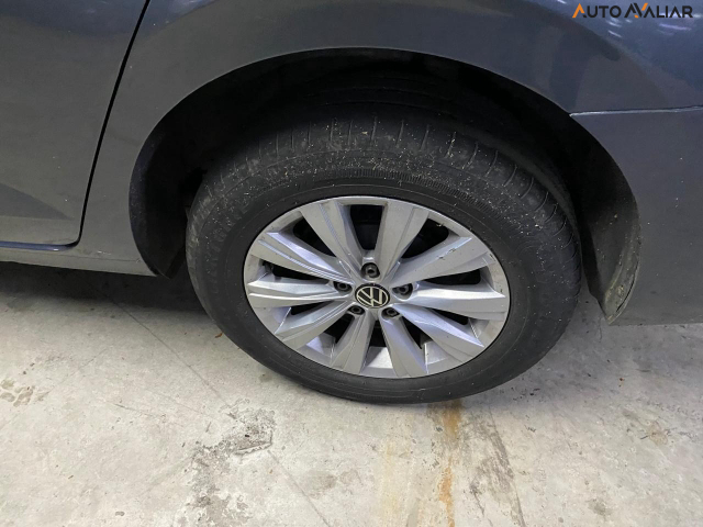 VOLKSWAGEN VIRTUS 1.0 170 TSI MANUAL