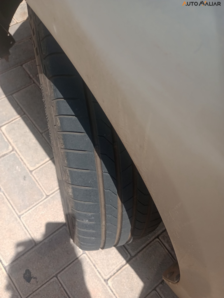 HYUNDAI HB20S 1.0 COMFORT PLUS 12V FLEX 4P MANUAL