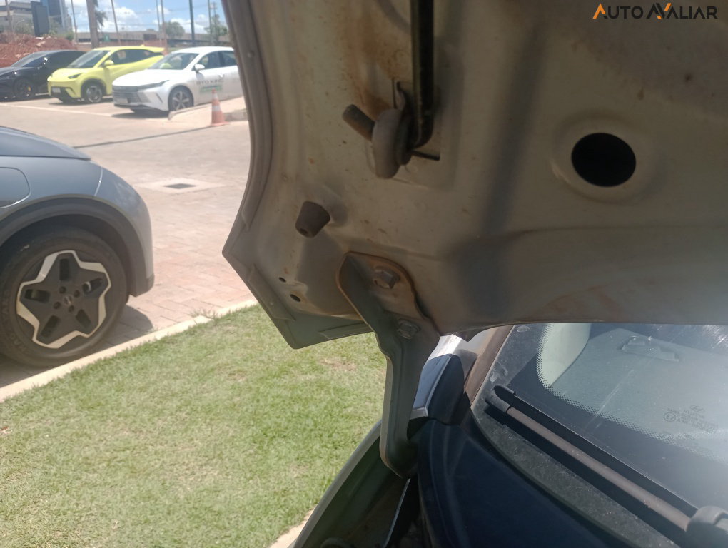 HYUNDAI HB20S 1.0 COMFORT PLUS 12V FLEX 4P MANUAL