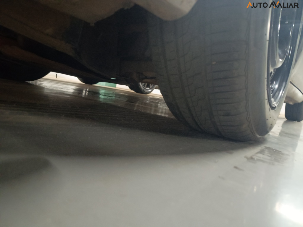 VOLKSWAGEN VOYAGE 1.0 MI 8V FLEX 4P MANUAL