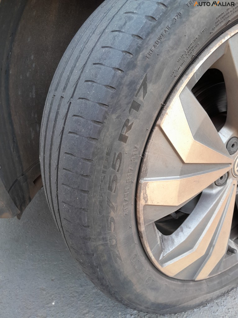 VOLKSWAGEN T-CROSS 1.0 200 TSI TOTAL FLEX COMFORTLINE AUTOMATICO