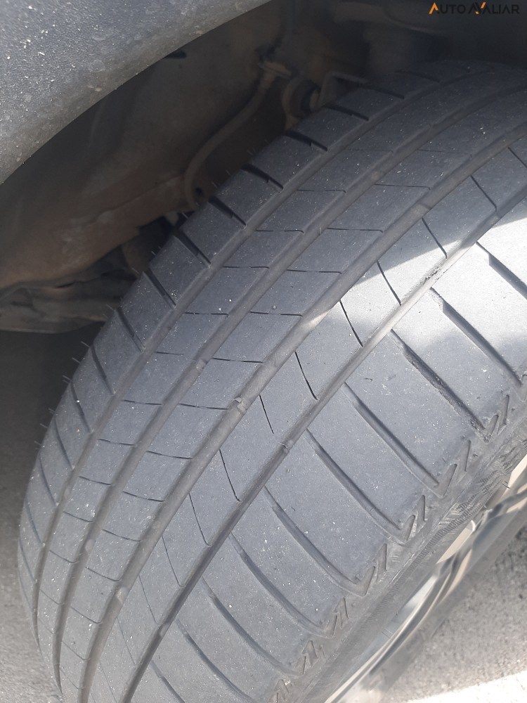 NISSAN KICKS 1.6 EXCLUSIVE 16V FLEX AUT.