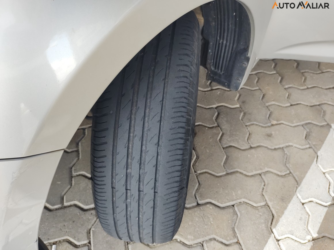 HYUNDAI HB20 1.0 COMFORT 12V FLEX 4P MANUAL