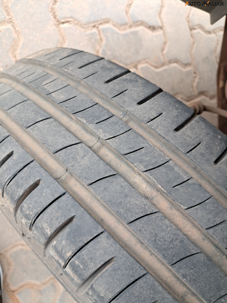 RENAULT KWID 1.0 12V SCE FLEX INTENSE MANUAL