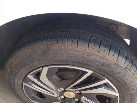 CHEVROLET ONIX 1.0 TURBO FLEX LT MANUAL