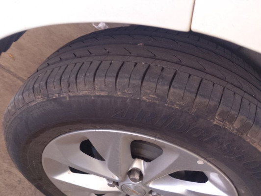 CHEVROLET ONIX 1.0 TURBO FLEX LT MANUAL