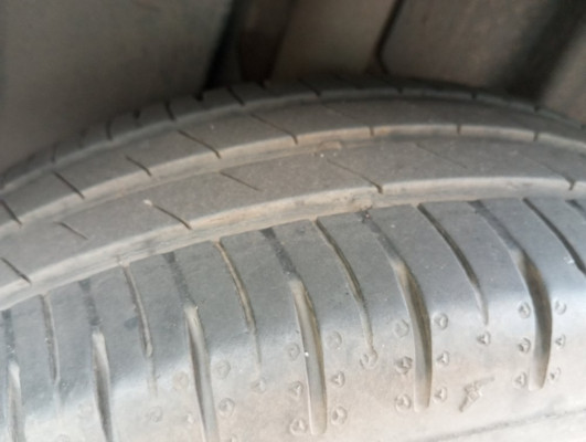 VOLKSWAGEN POLO 1.0 170 TSI MANUAL